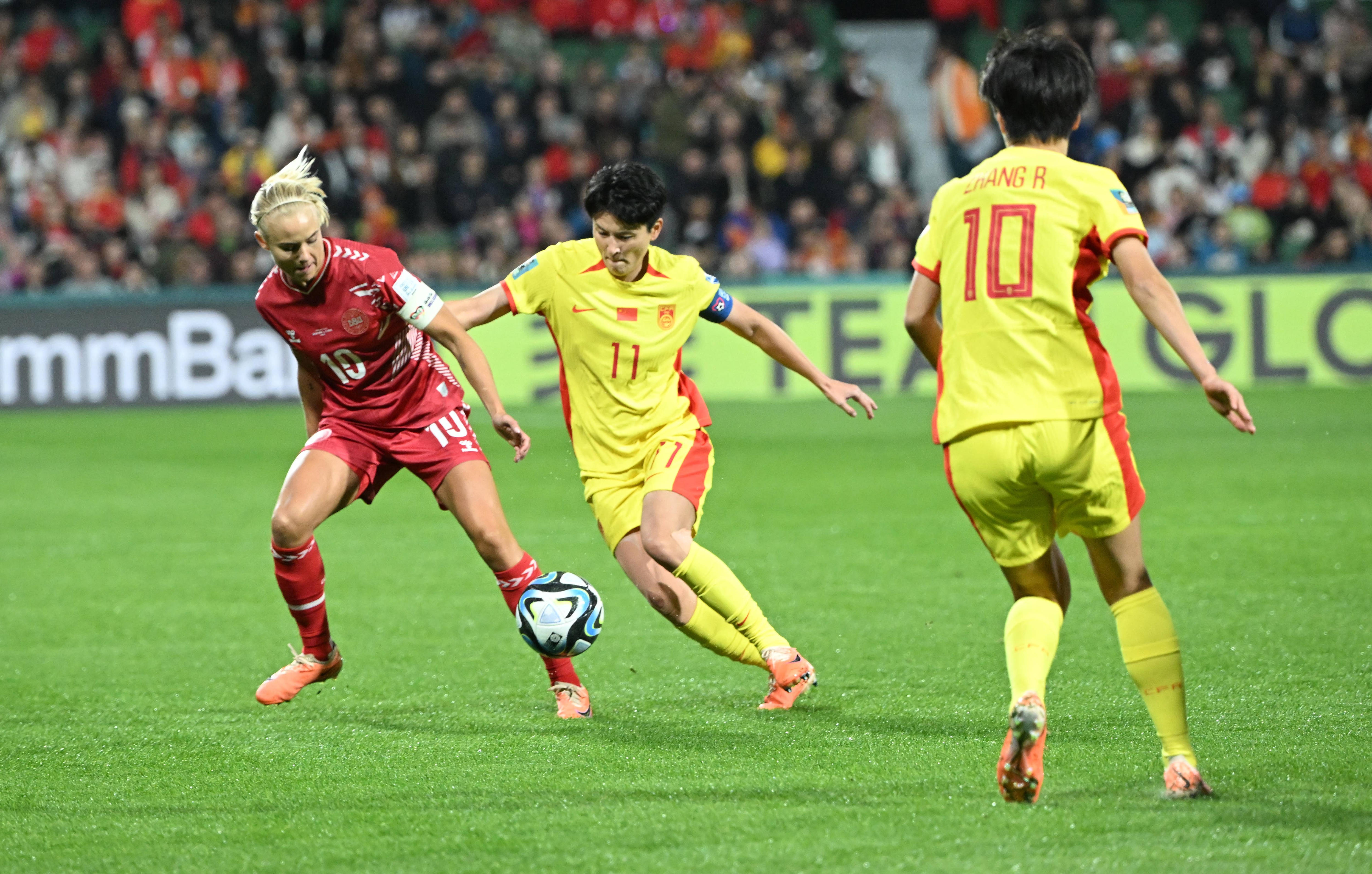 雷速APP-中国女足在世界杯赛场上大放异彩