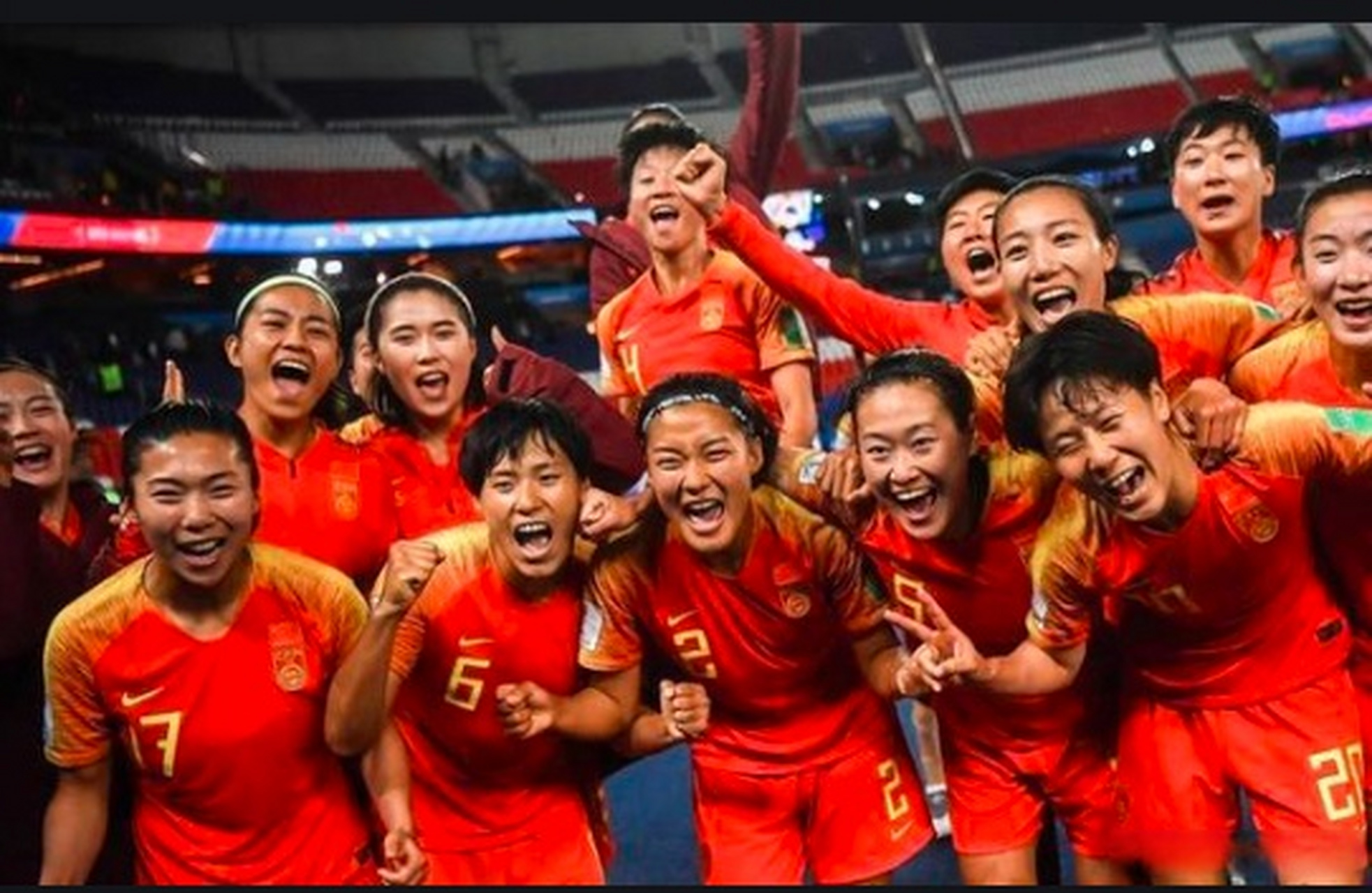 中国女足在世界杯赛场上大放异彩