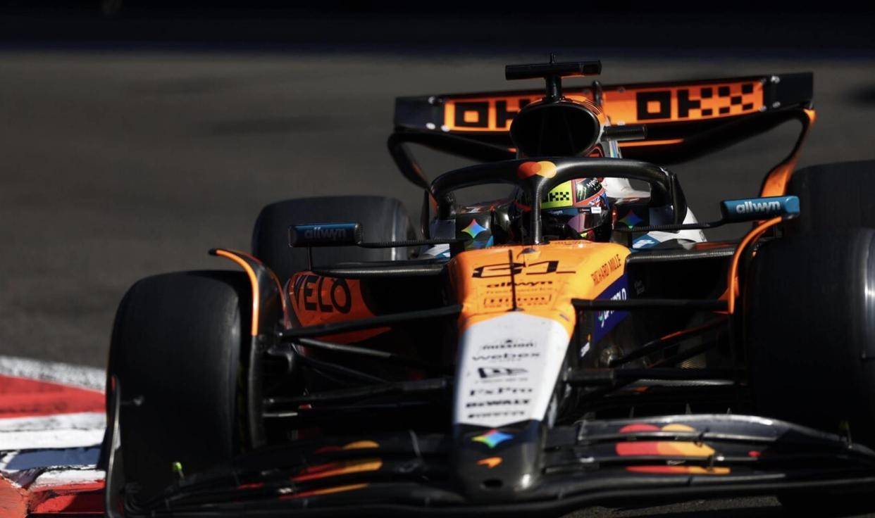 雷速体育-梅赛德斯险胜迈凯伦，周冠宇统治全场