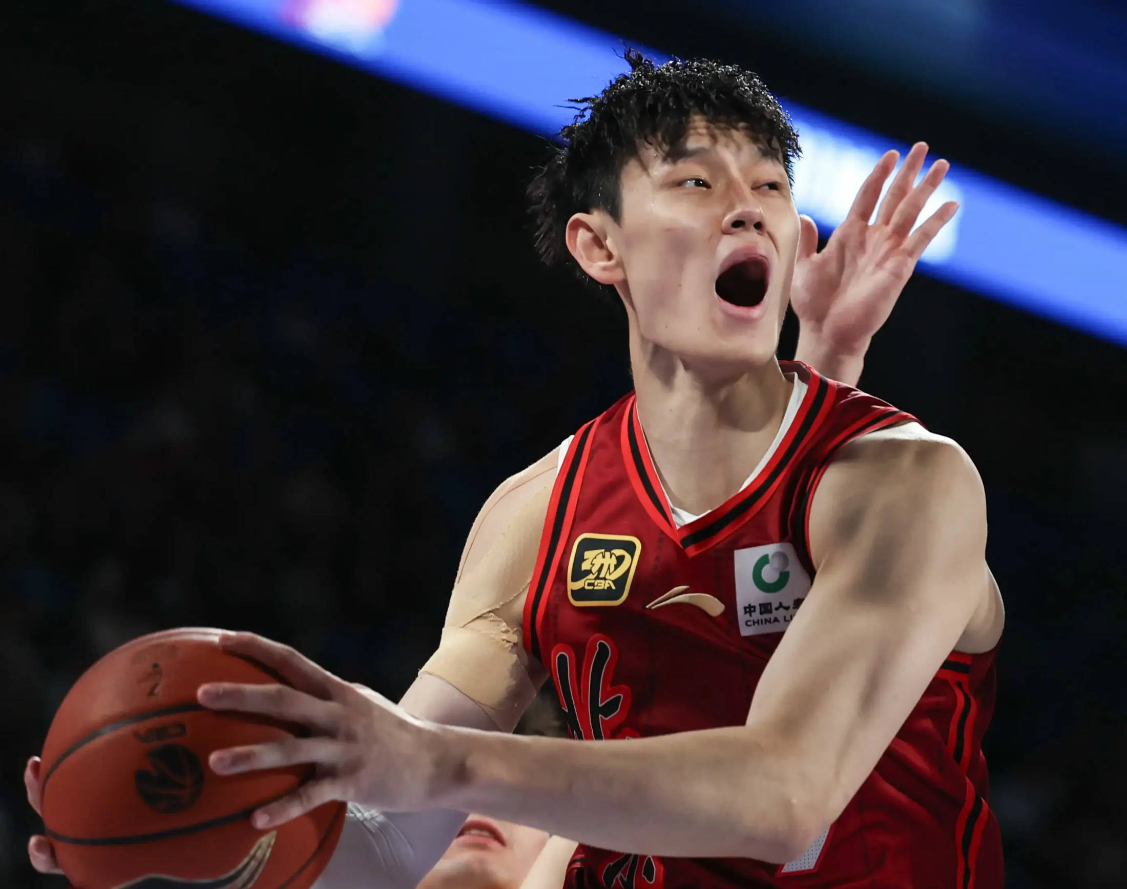 雷速网球直播-青岛队力克篮网，张镇麟扛起全队