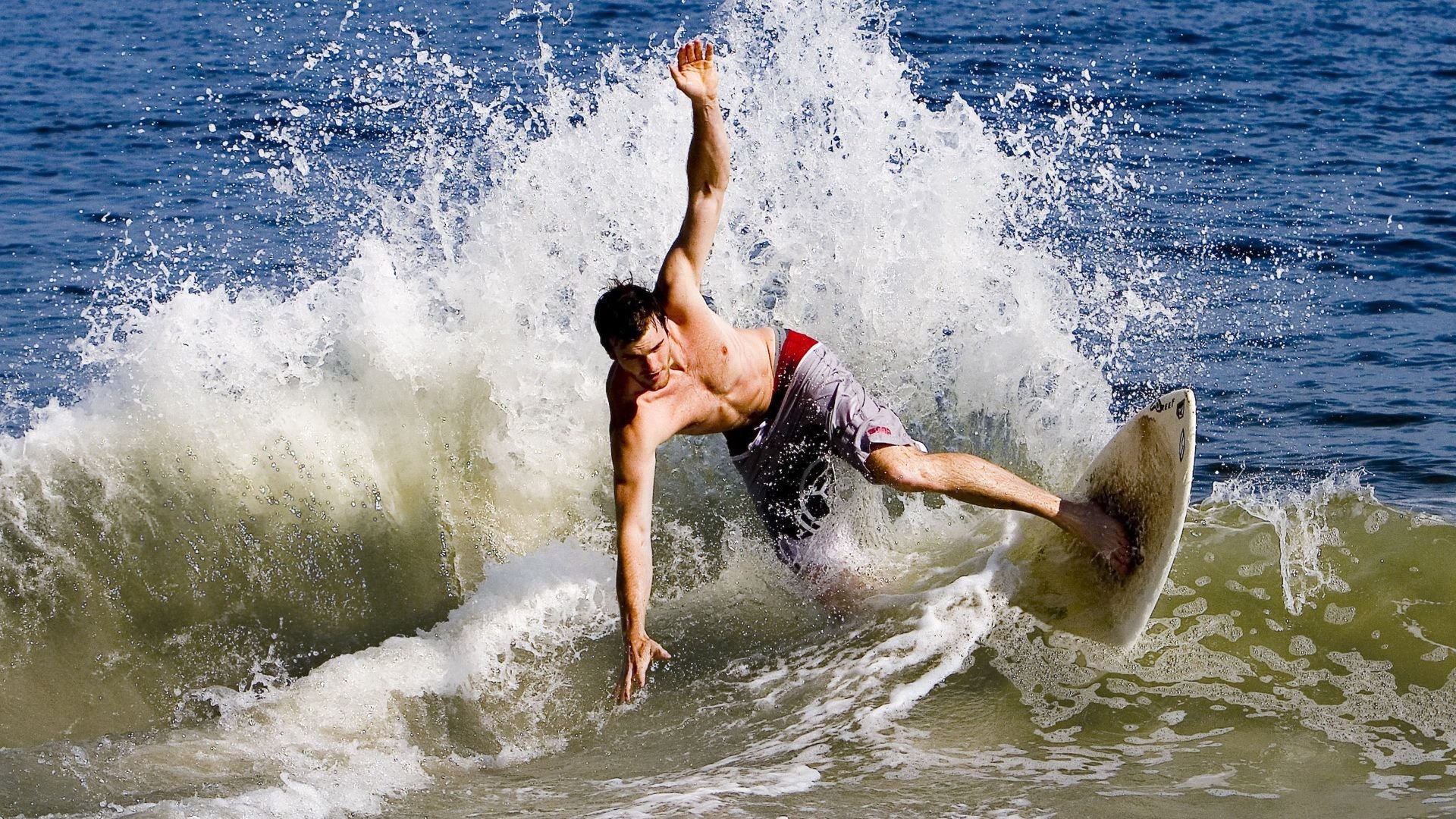 厄德高单节统治级演出，乌克兰拉开爱尔兰展现欧洲杯预选赛关键战