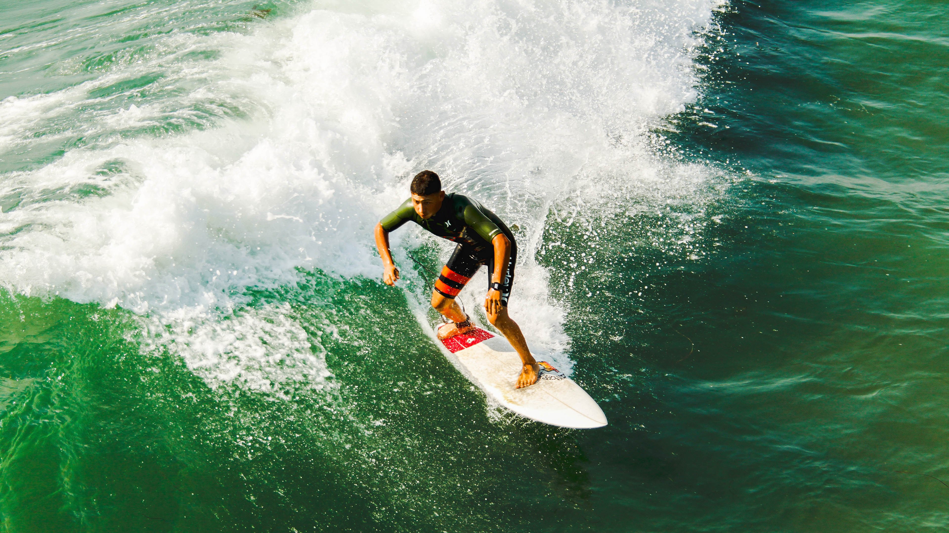 年度焦点之战,深圳队强势拿下公牛,改写联赛格局